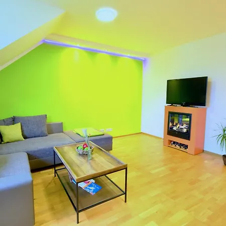 Apartment Happybnb - Stilvolles, Naturgelegenes Mit Blick Auf Den Mittellandkanal Und Die Wasserstadt - Kamin, Parken Und Spielplatz